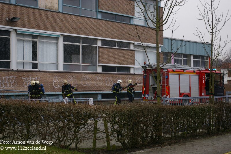 Brandweer gealarmeerd voor brand in school Middelburg